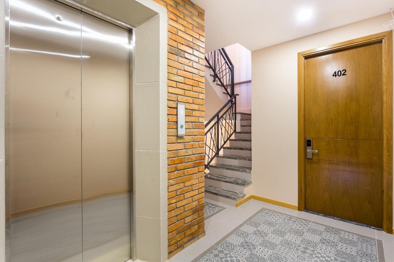 Oyo 138 Aparthotel 18 호치민 외부 사진